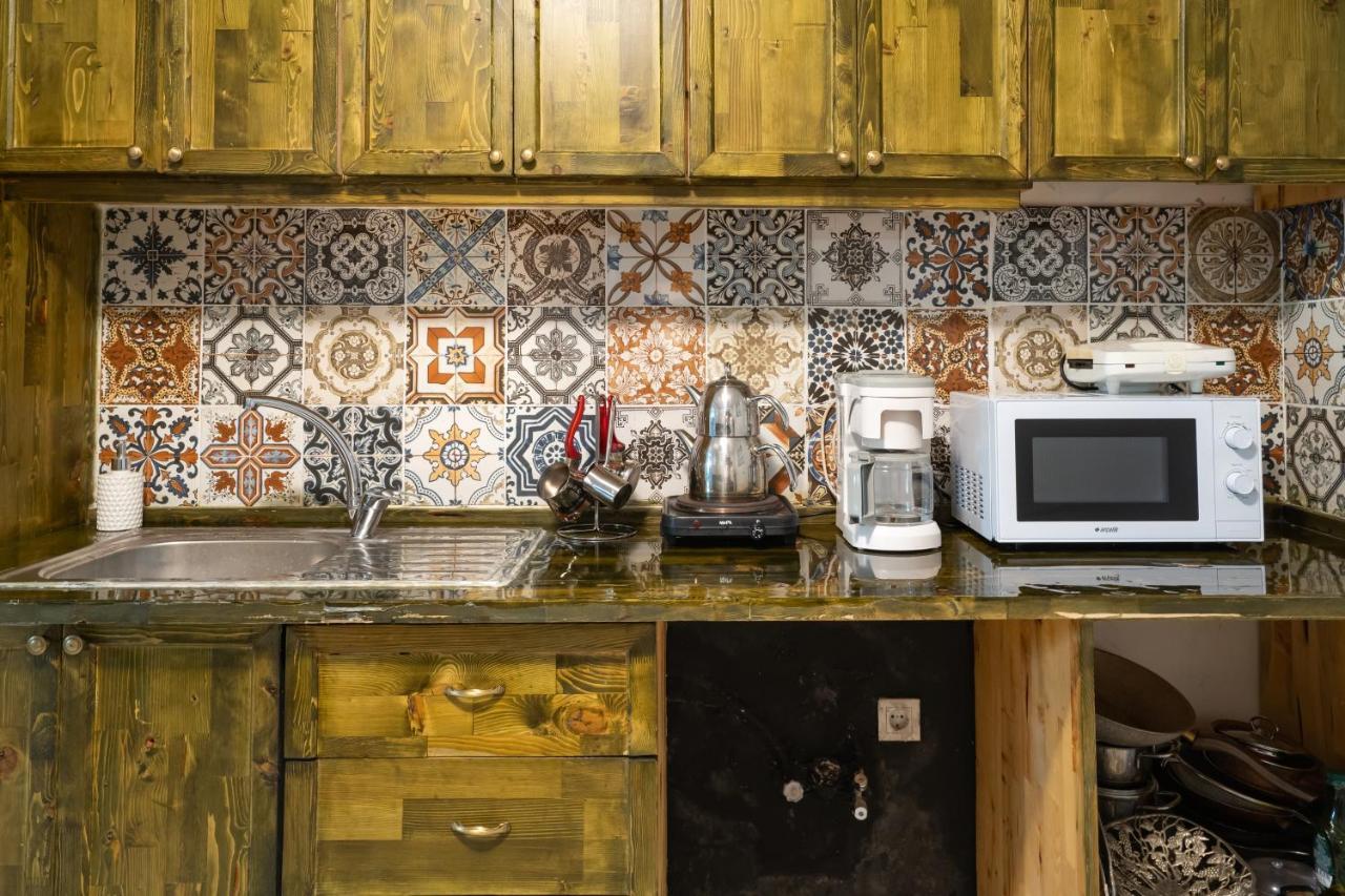 9 Galata Appartement Istanboel Buitenkant foto